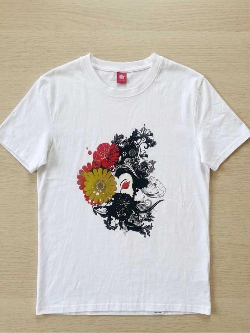 Lushanghai White Graphic Tee - Floral Geisha Design | Men's Size XL